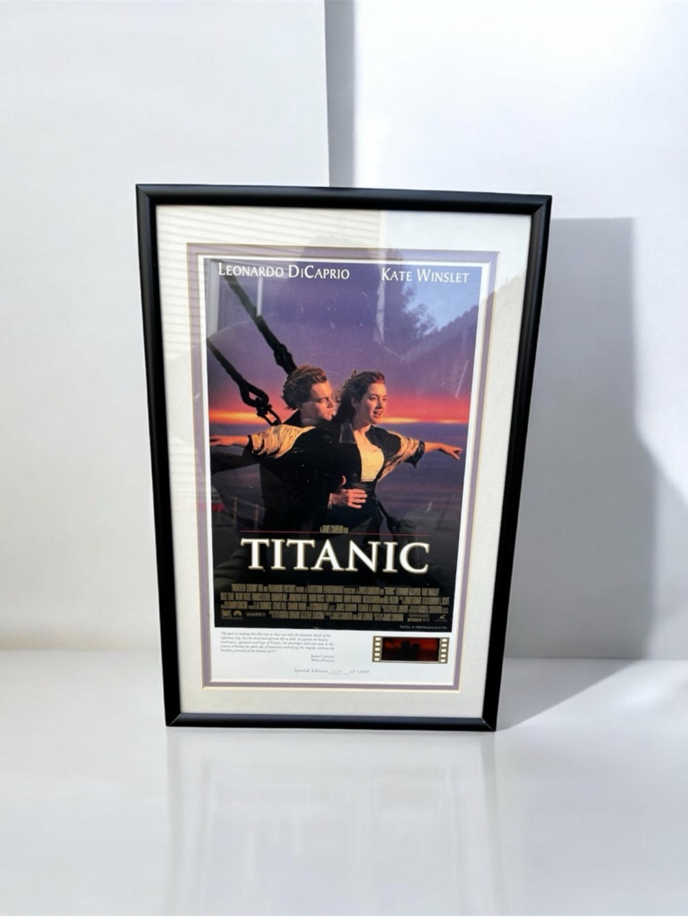1998 TITANIC Limited Edition Light-Up Lithograph #2005/5000 | 35mm Film Cell - Picture 3 of 11